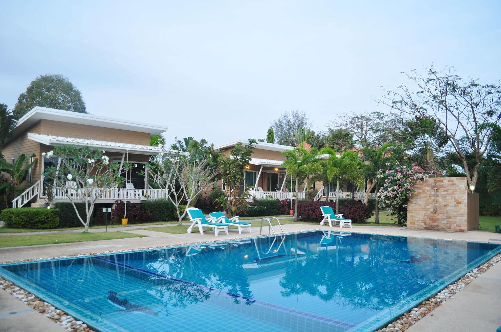 Rimlay Villas 班奥南矛 外观 照片