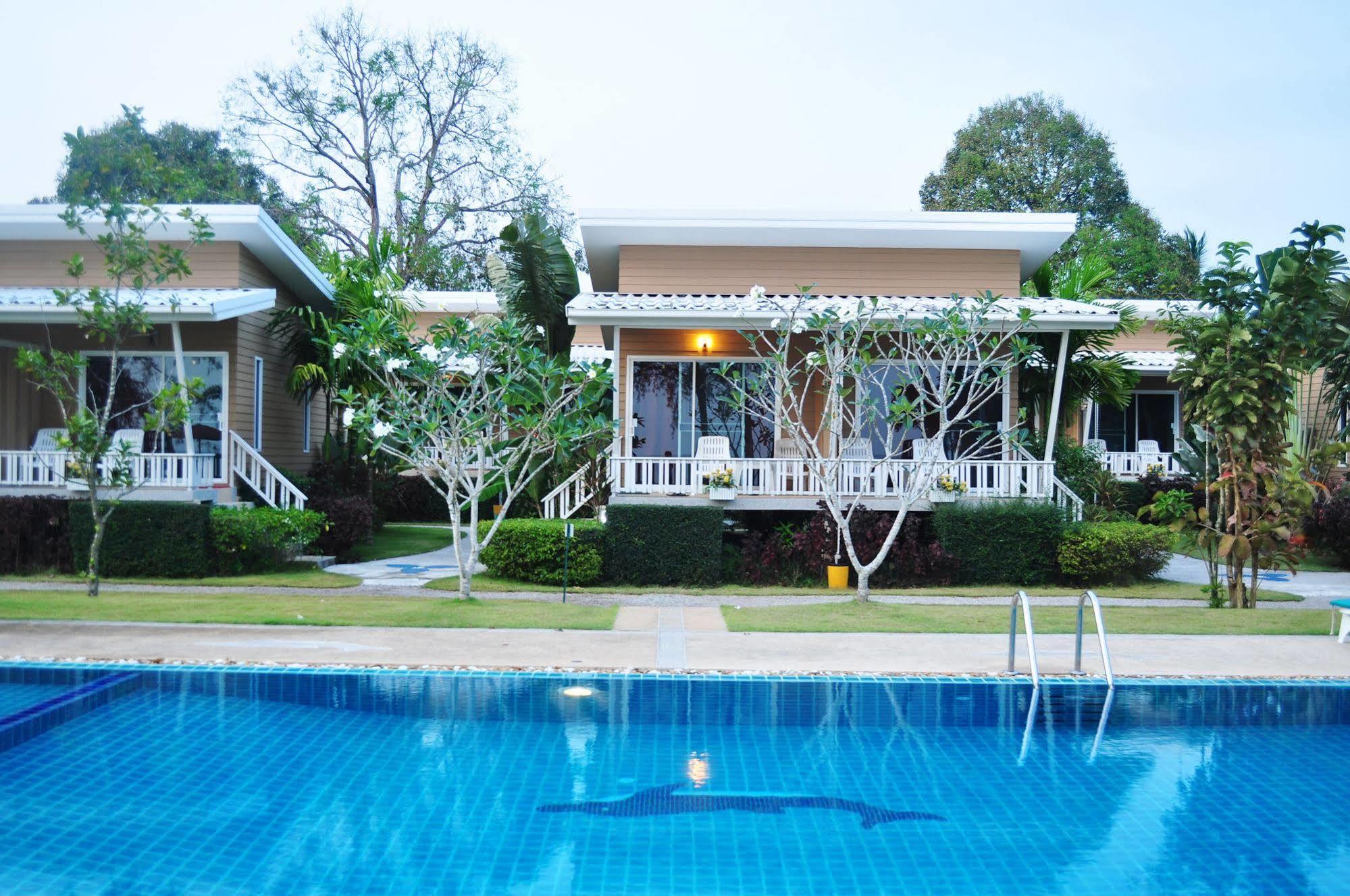 Rimlay Villas 班奥南矛 外观 照片